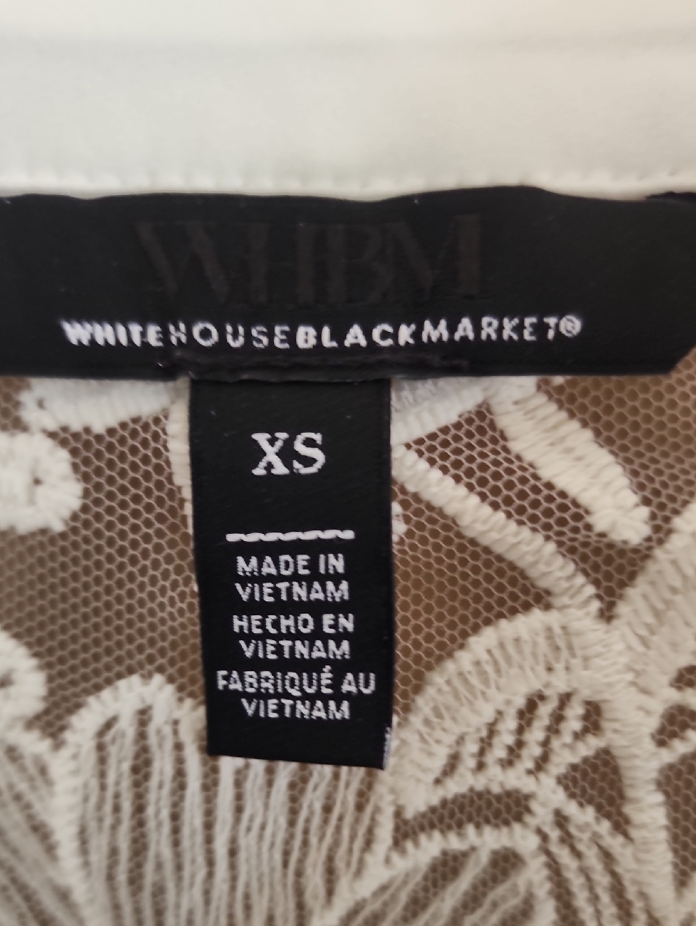 White House Black Market White Floral Lace Button-Front Blouse - Picture 5 of 5